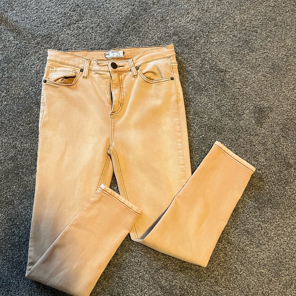 FreePeople skinny jeans going to Goodwill